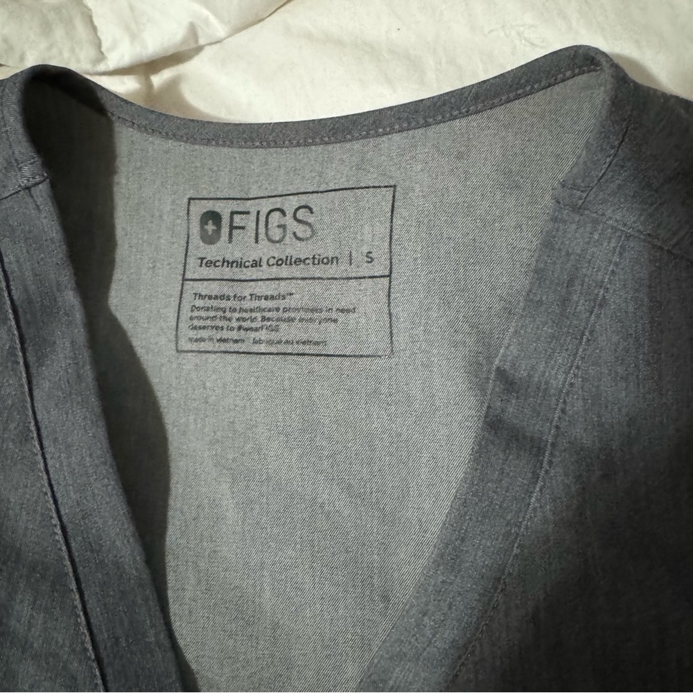 Figs Scrub Set - Picture 5 of 9